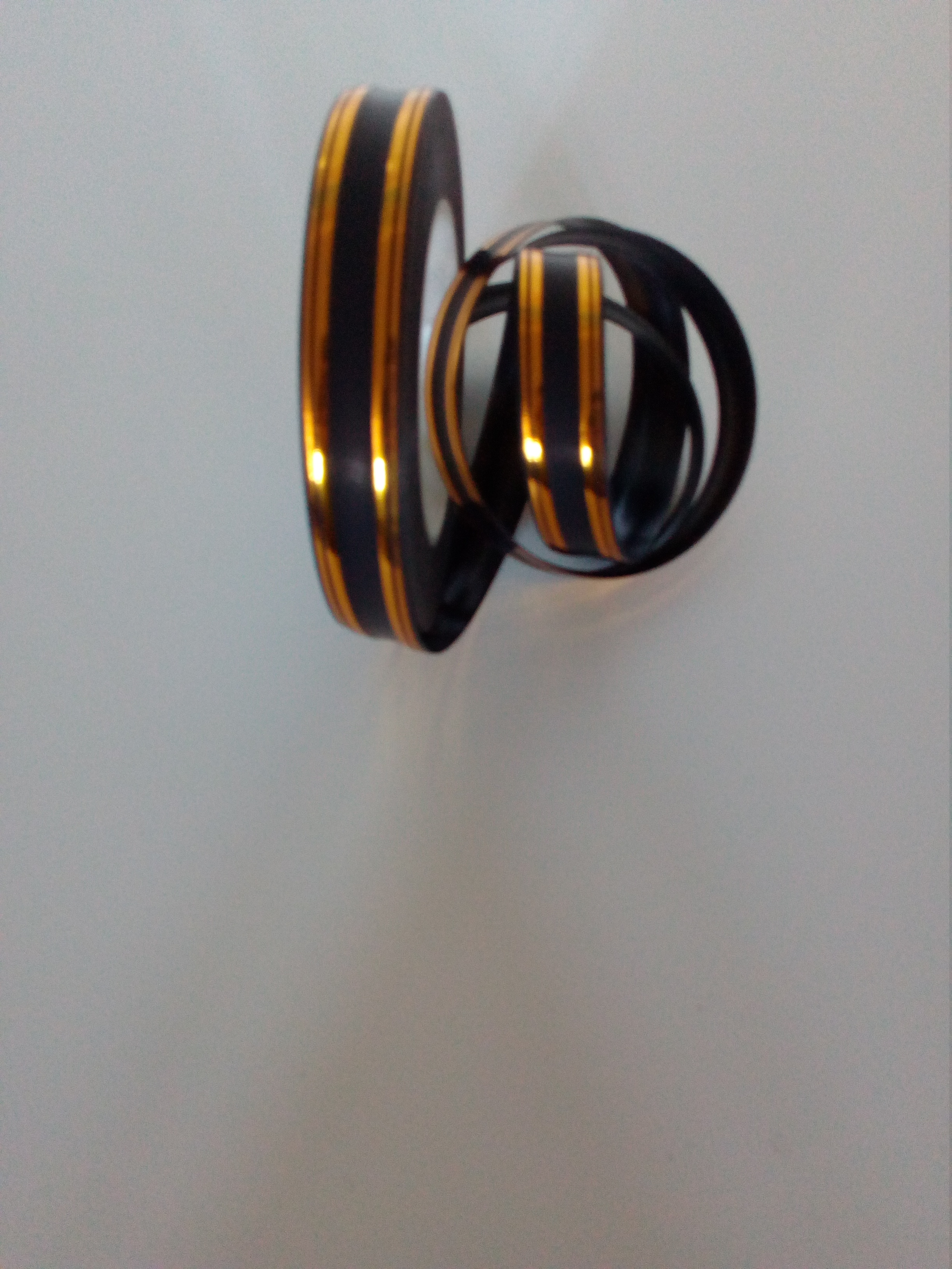 Stuha metalová